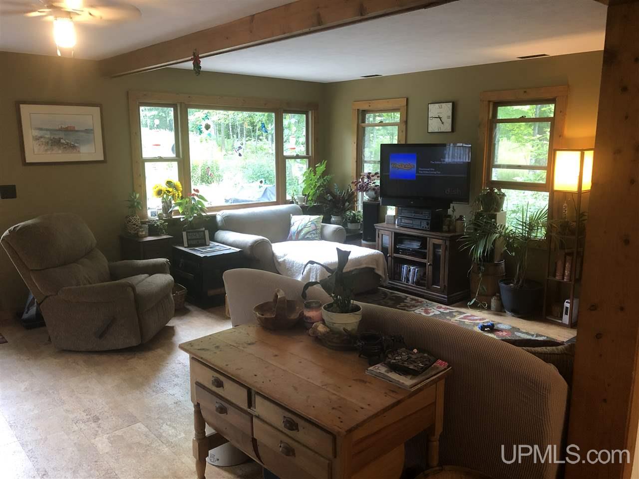 357 Eagles Nest Road Marquette, MI 49855 - Photo 6 of 39