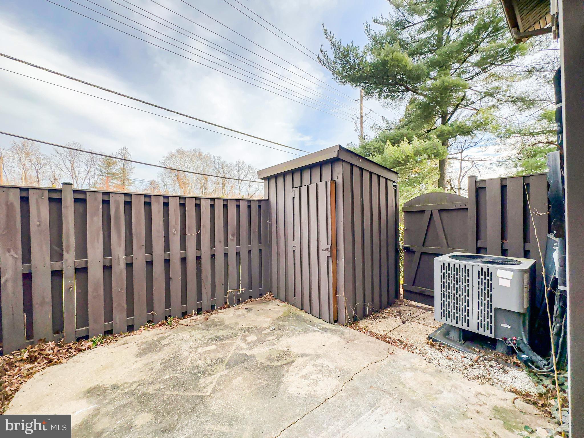 10167 Scotch Hill Drive, Unit 283 Upper Marlboro, MD 20774 - Photo 21 of 22 a view of a backyard