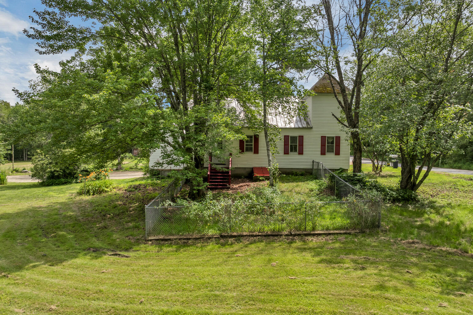 570 Maplewood Road Parsonsfield, ME 04047 - Photo 4 of 22 3