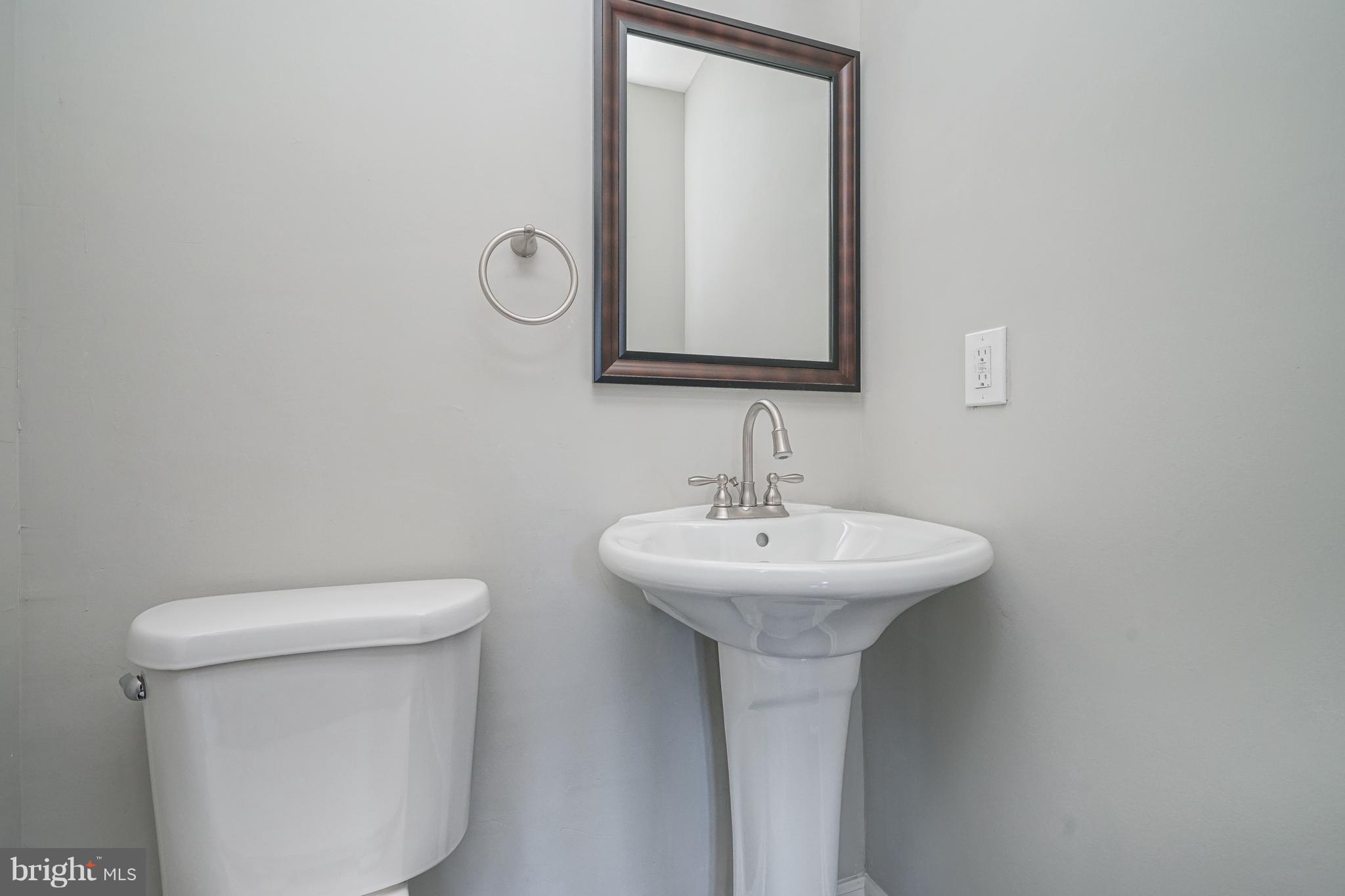 621 Stone Road Laurel Springs, NJ 08021 - Photo 12 of 25