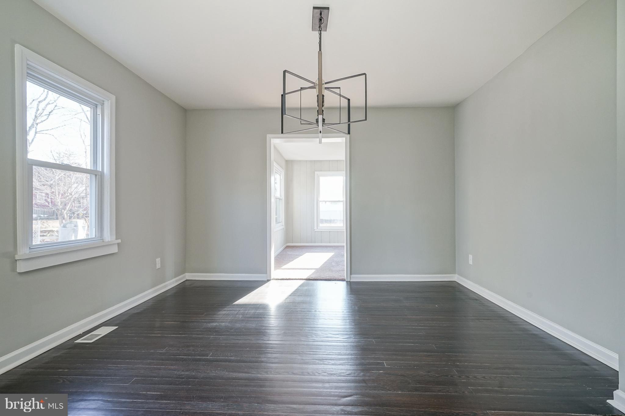 621 Stone Road Laurel Springs, NJ 08021 - Photo 8 of 25