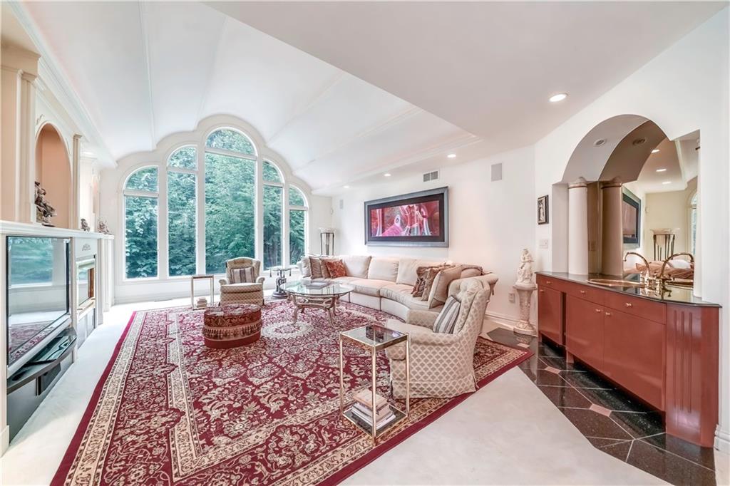 112 Gatehouse Drive Coraopolis, PA 15108 - Photo 13 of 25