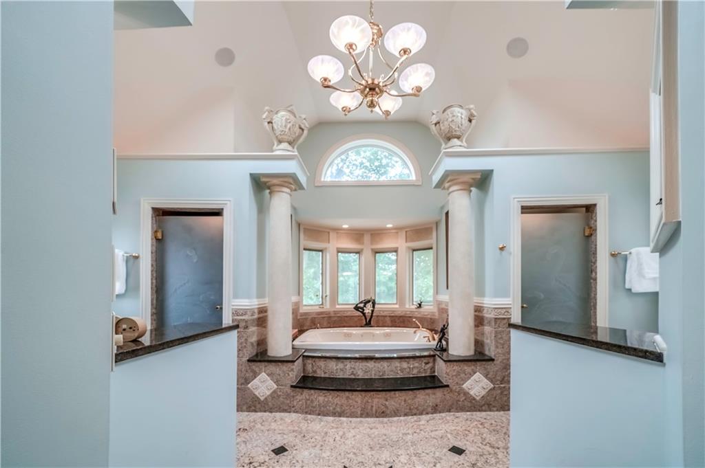 112 Gatehouse Drive Coraopolis, PA 15108 - Photo 16 of 25