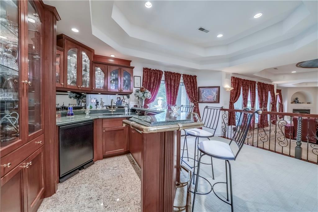 112 Gatehouse Drive Coraopolis, PA 15108 - Photo 20 of 25