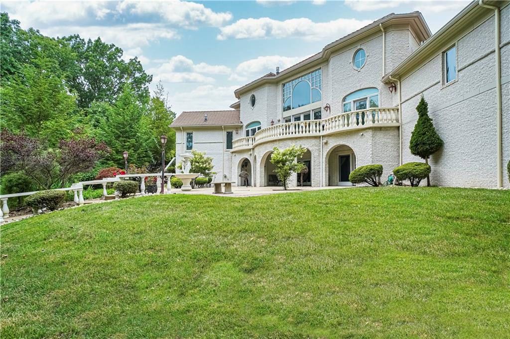 112 Gatehouse Drive Coraopolis, PA 15108 - Photo 25 of 25