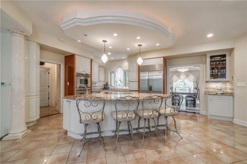 112 Gatehouse Drive Coraopolis, PA 15108 - Photo 9 of 25