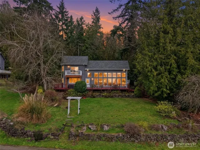 $785,000 | 15014 Starr Road Southeast, Olalla, WA 98359