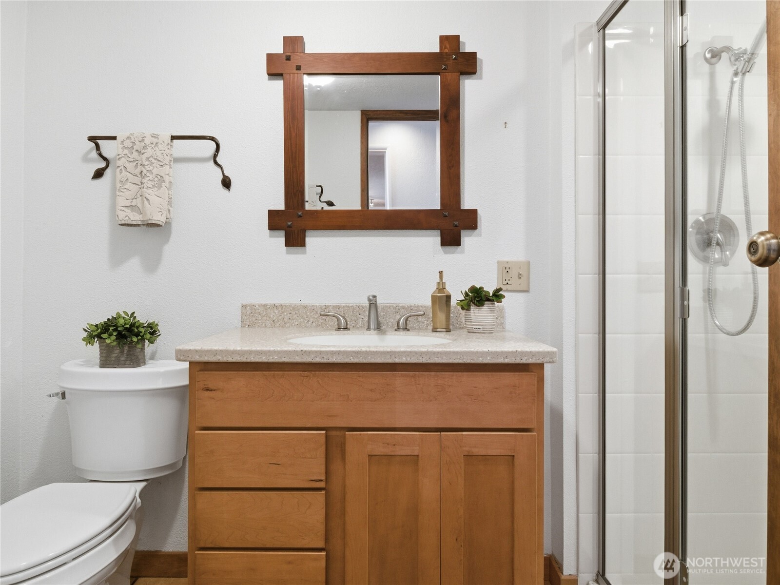 15014 Starr Road Southeast Olalla, WA 98359 - Photo 19 of 40