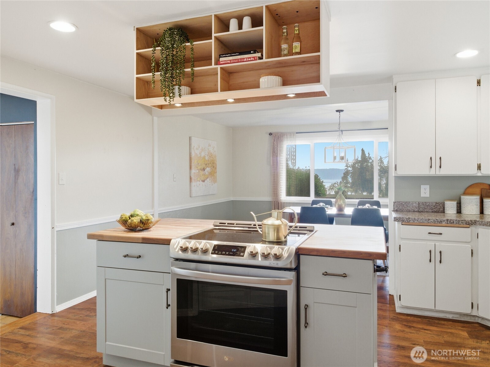 15014 Starr Road Southeast Olalla, WA 98359 - Photo 10 of 40