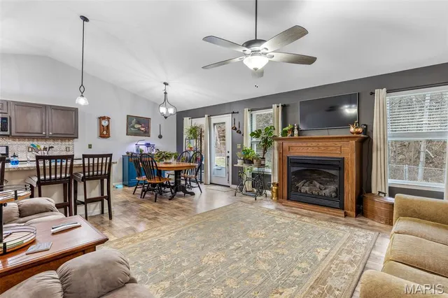 $324,900 | 313 Andy Habsieger Street, Festus, MO 63028