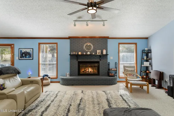 $299,900 | 8820 Kailua Place, Diamondhead, MS 39525