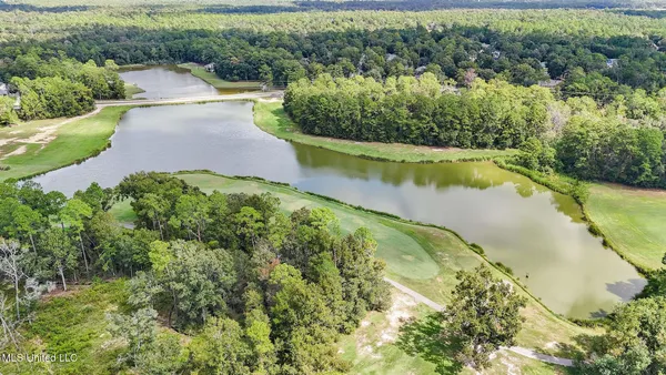 $299,900 | 8820 Kailua Place, Diamondhead, MS 39525