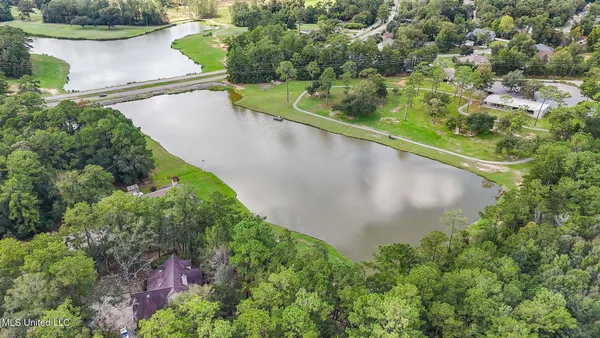 $299,900 | 8820 Kailua Place, Diamondhead, MS 39525