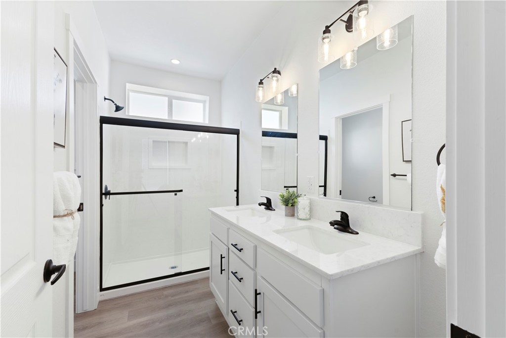 2139 East 4th Street, Unit 244 Ontario, CA 91764 - Photo 12 of 19 Master bathroom