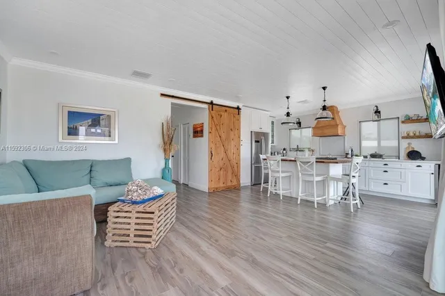 $5,500 | 246 Tavernier Drive, Unit 1, Tavernier, FL 33070