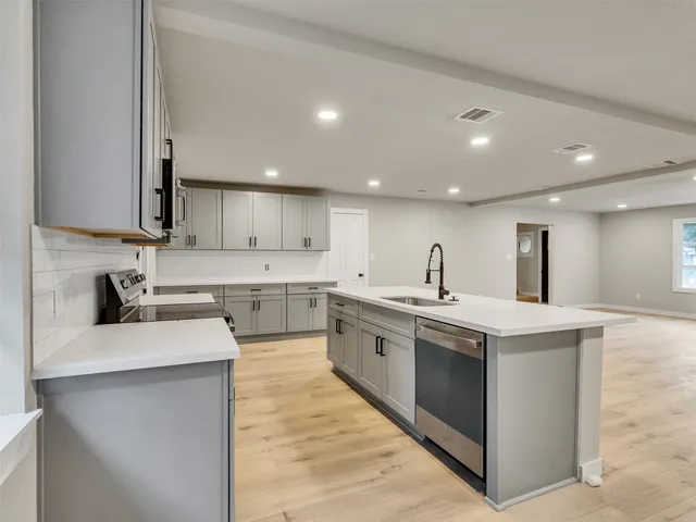 $375,000 | 3709 Kettering Avenue, Bay City, TX 77414