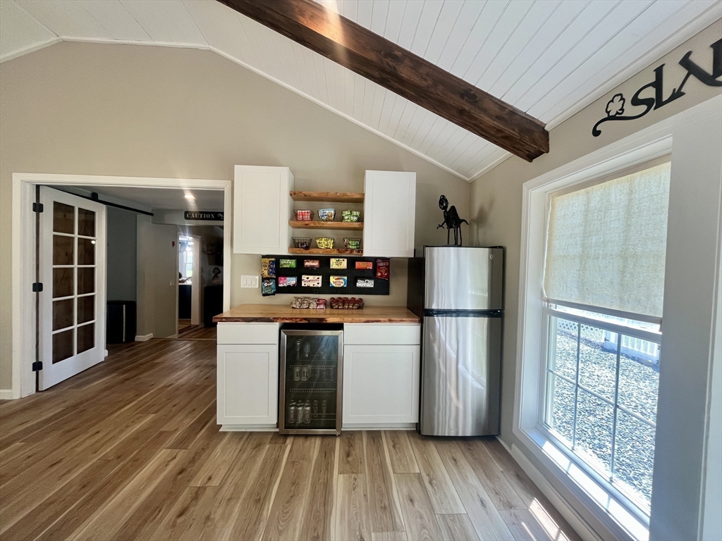 89 Sully Road Raynham, MA 02767 - Photo 4 of 37 Gallery Image 4