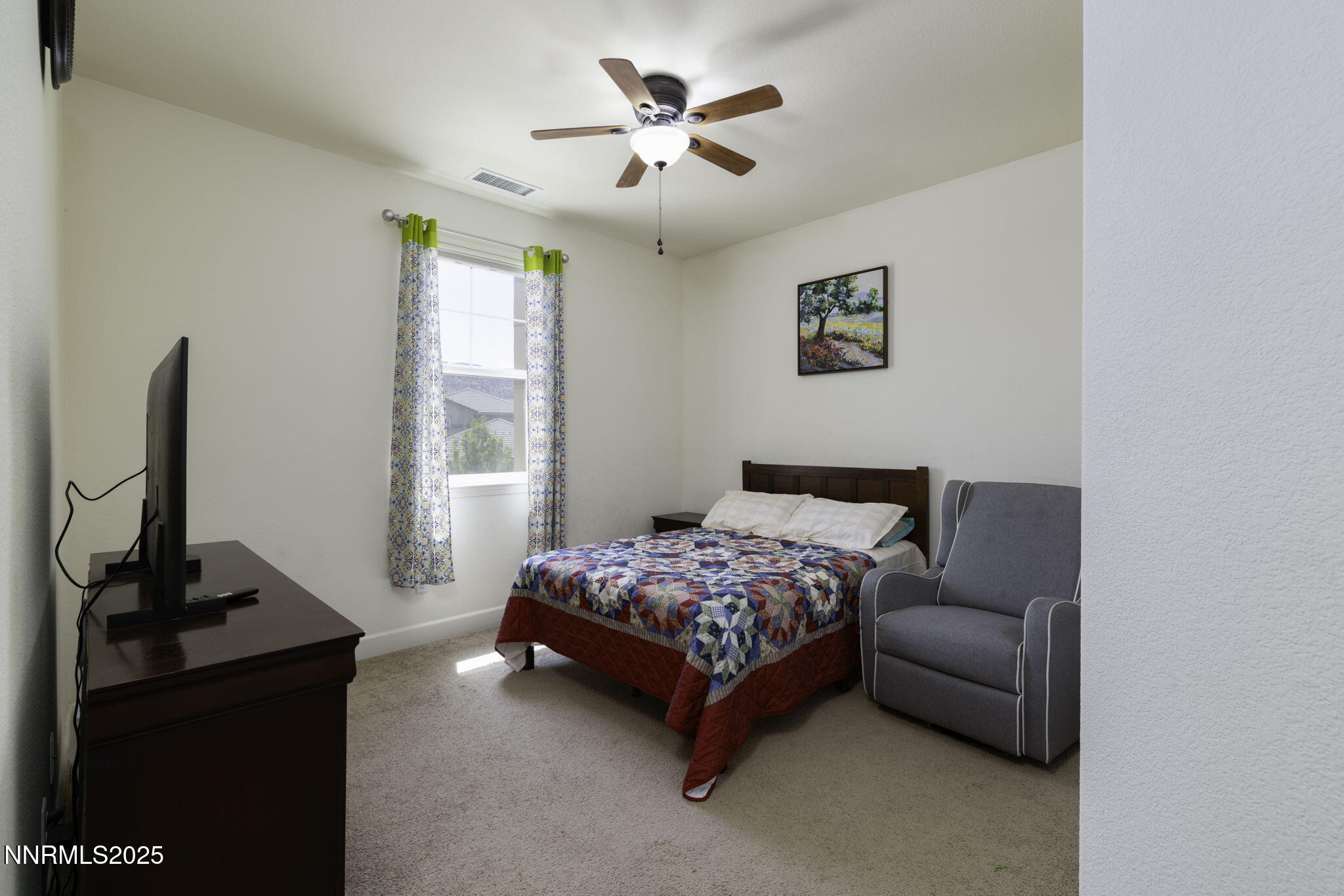 10687 Walton Park Drive Reno, NV 89521 - Photo 18 of 25 32-web-or-mls-10687 Walton Park-32