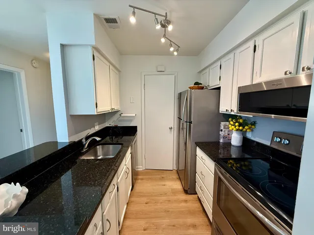 $2,390 | 5355 Smooth Meadow Way, Unit 5, Columbia, MD 21044