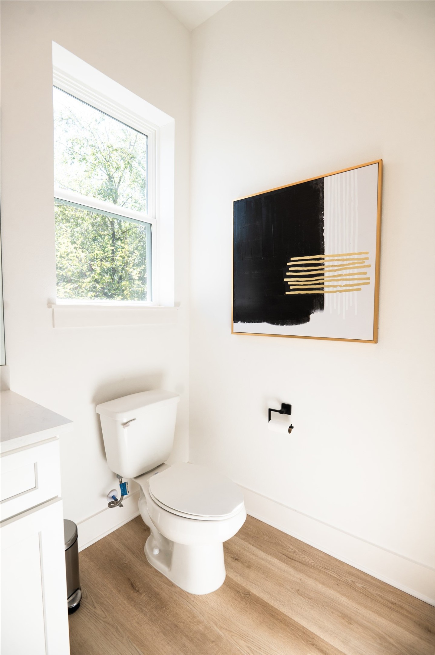 3486 Luca Street Houston, TX 77021 - Photo 21 of 50 Half bath on the second floor