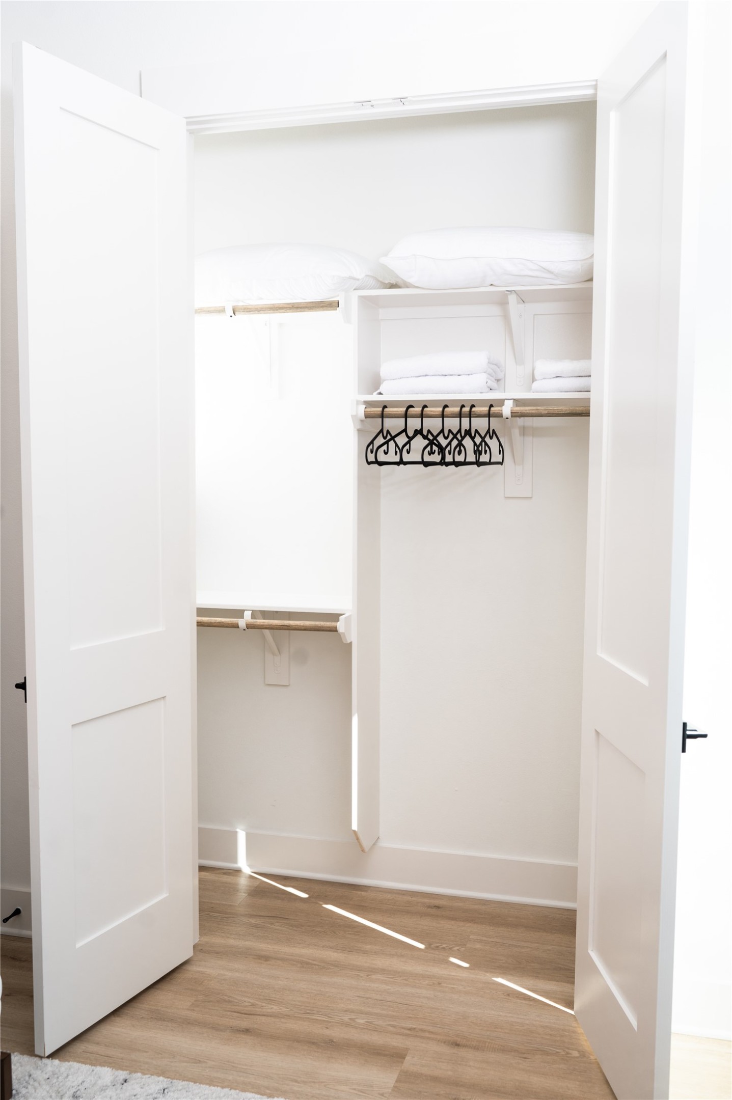 3486 Luca Street Houston, TX 77021 - Photo 39 of 50 Bedroom 2 closet