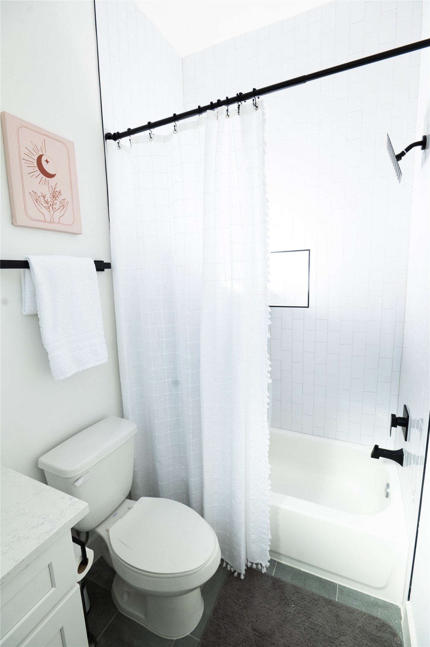 3486 Luca Street Houston, TX 77021 - Photo 40 of 50 Bedroom 2 ensuite bathroom