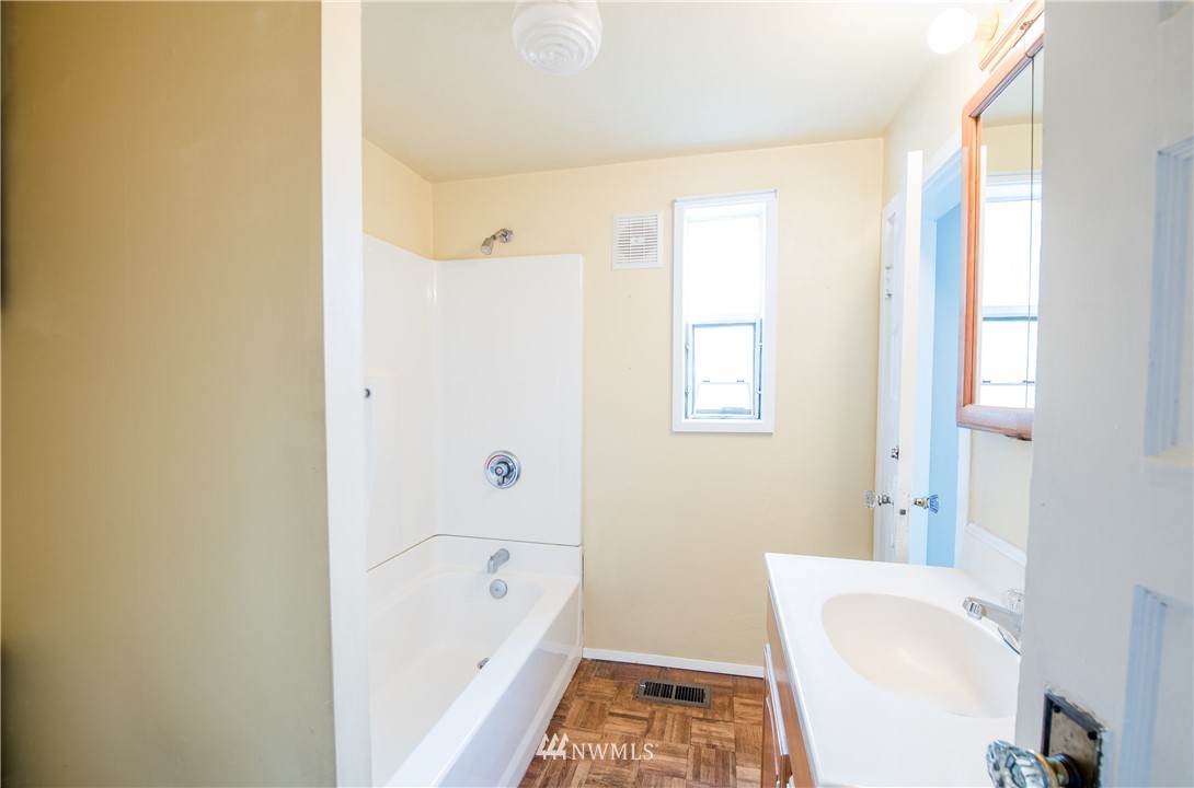 9434 Harvey Road Blaine, WA 98230 - Photo 17 of 25 Gallery Image 17