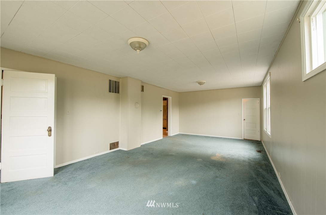 9434 Harvey Road Blaine, WA 98230 - Photo 10 of 25 Gallery Image 10