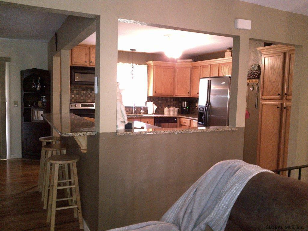 6 Rodez Drive Colonie, NY 12110 - Photo 10 of 22 Photo 10