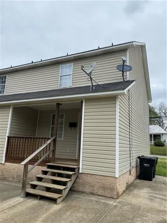 $1,350 | 333 Forsyth Street, Unit A, Barnesville, GA 30204