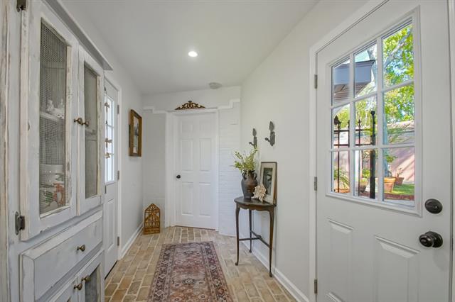 9724 Robin Lane River Ridge, LA 70123 - Photo 17 of 42