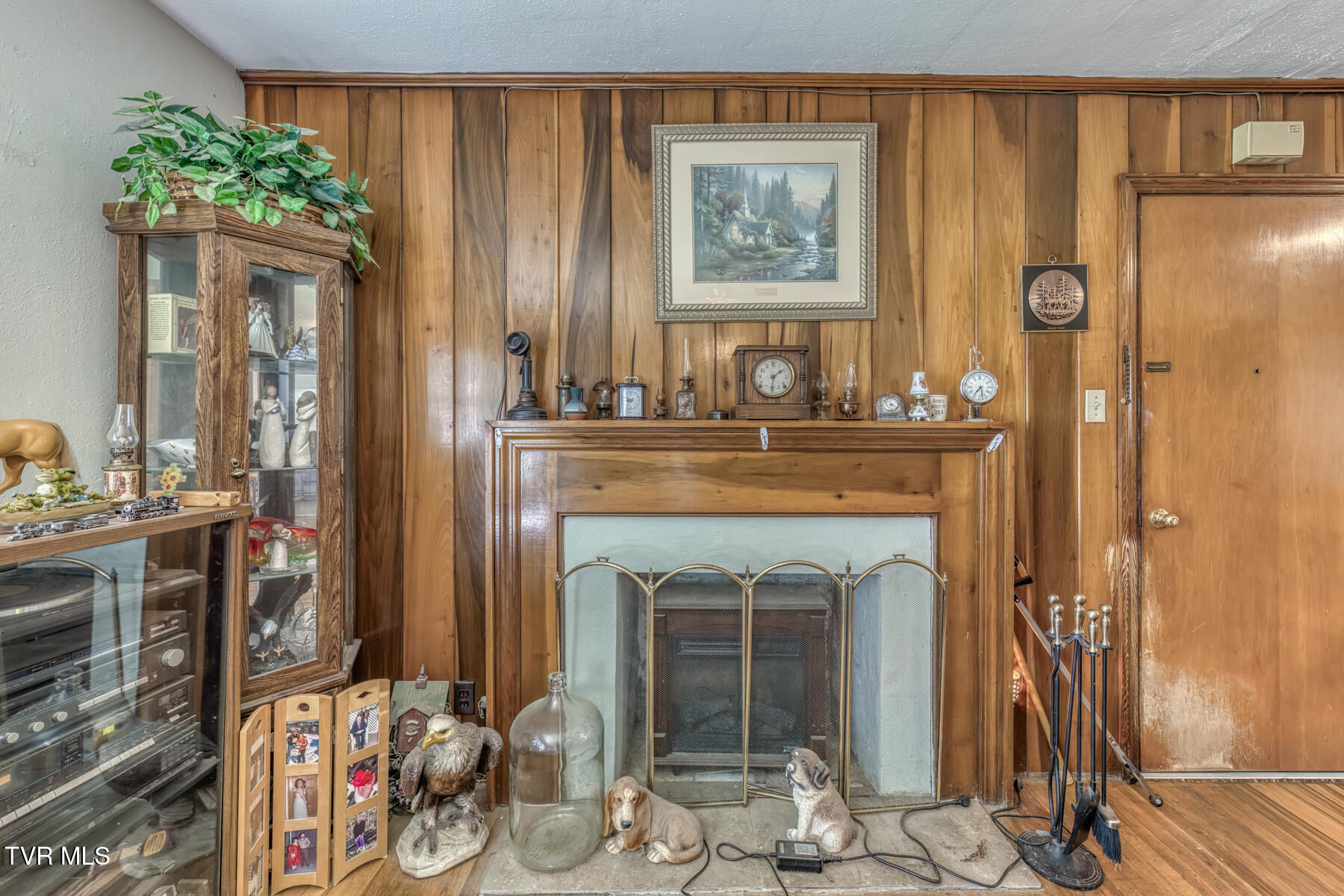 128 Crossway Road Bristol, VA 24201 - Photo 11 of 51 128 Crossway Rd-6