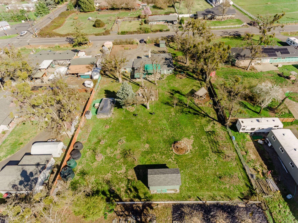 3149 Hanley Road Central Point, OR 97502 - Photo 44 of 47 HD-41