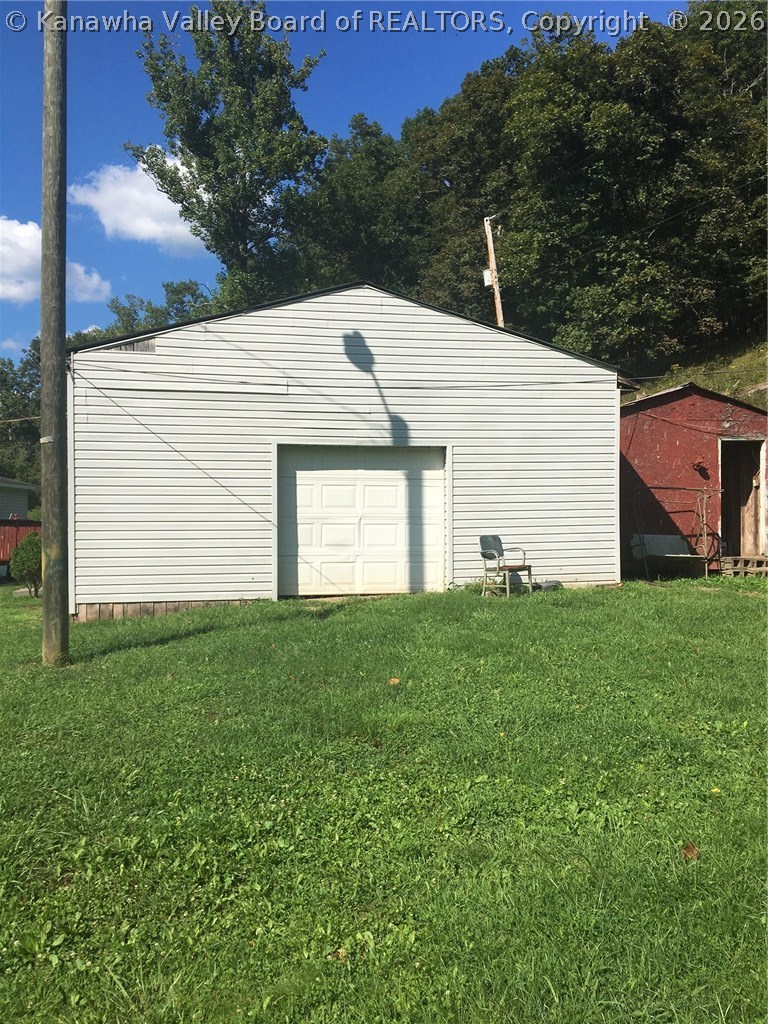 422 Amma Road Clendenin, WV 25045 - Photo 12 of 16 Gallery Image 12