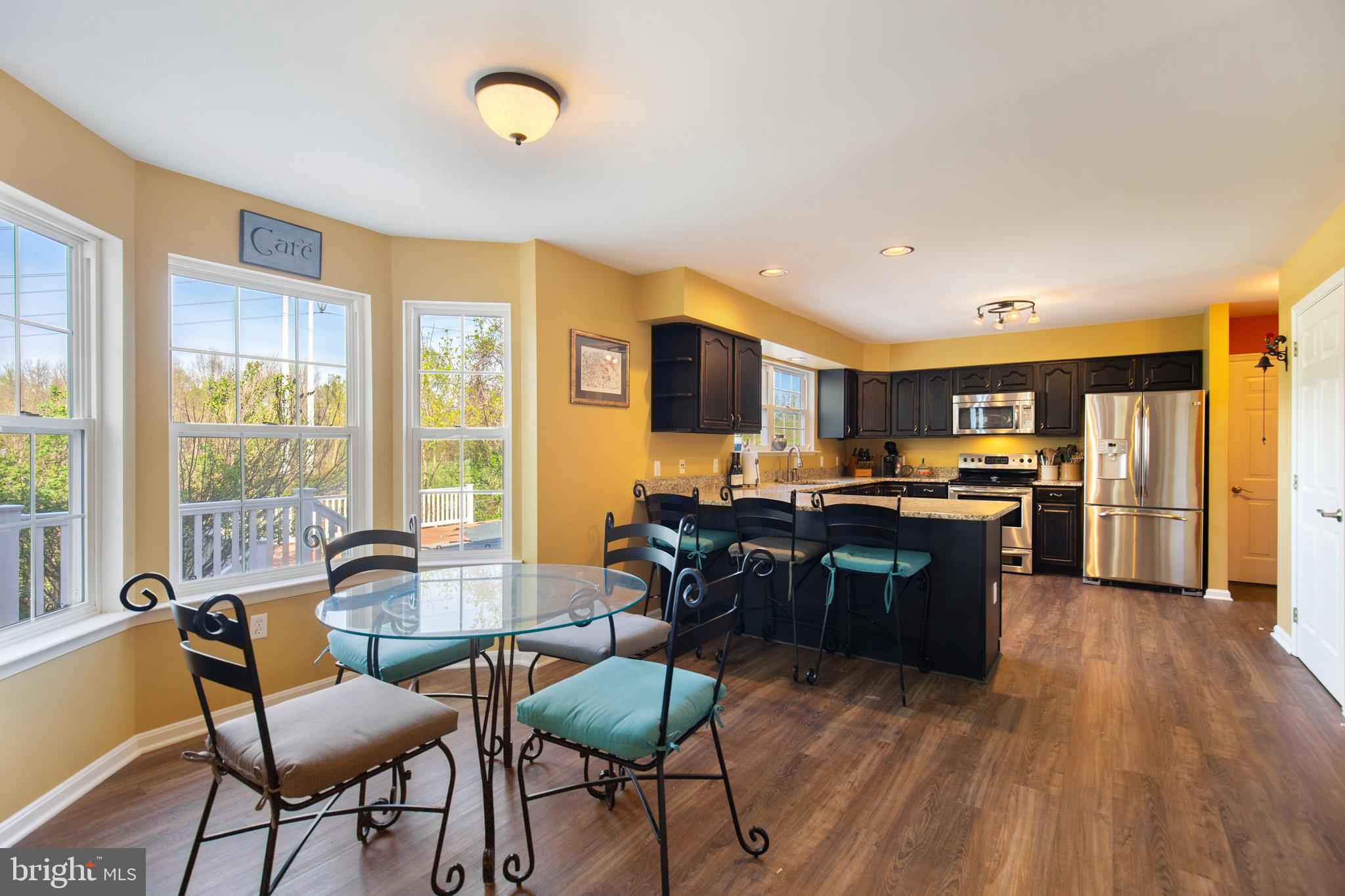 4255 Hardesty Road Huntingtown, MD 20639 - Photo 12 of 35 Breakfast nook