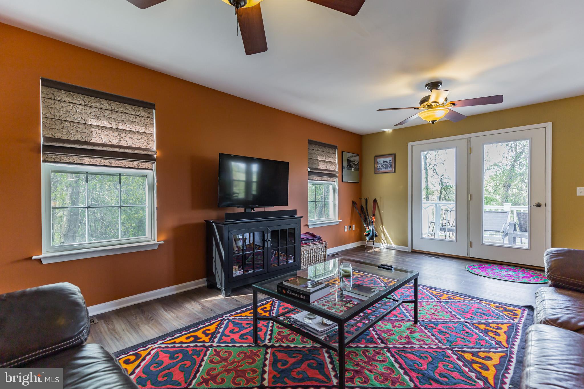 4255 Hardesty Road Huntingtown, MD 20639 - Photo 10 of 35 Family Room