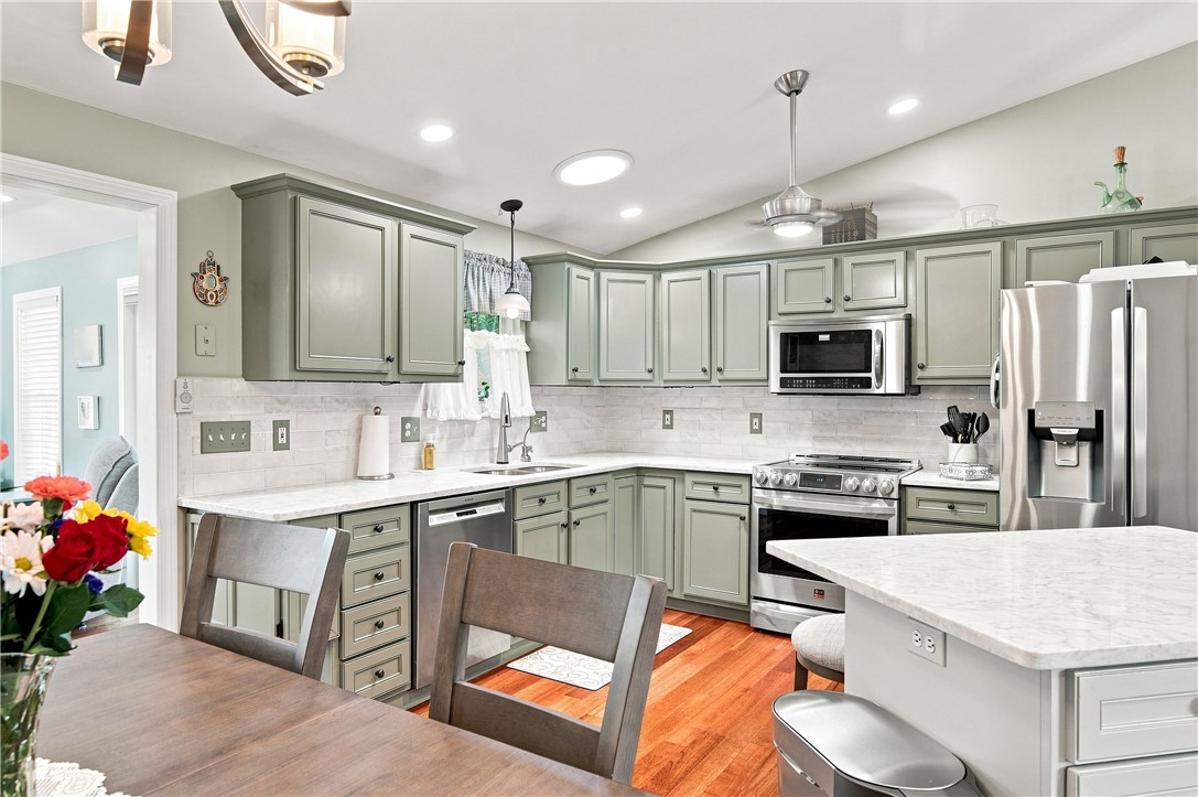 77 Capwell Avenue Woonsocket, RI 02895 - Photo 11 of 25