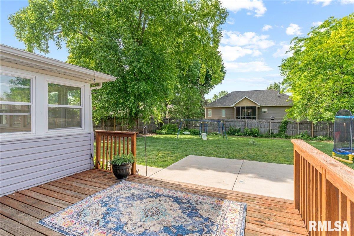 2605 Cardifs Avenue Springfield, IL 62704 - Photo 31 of 37