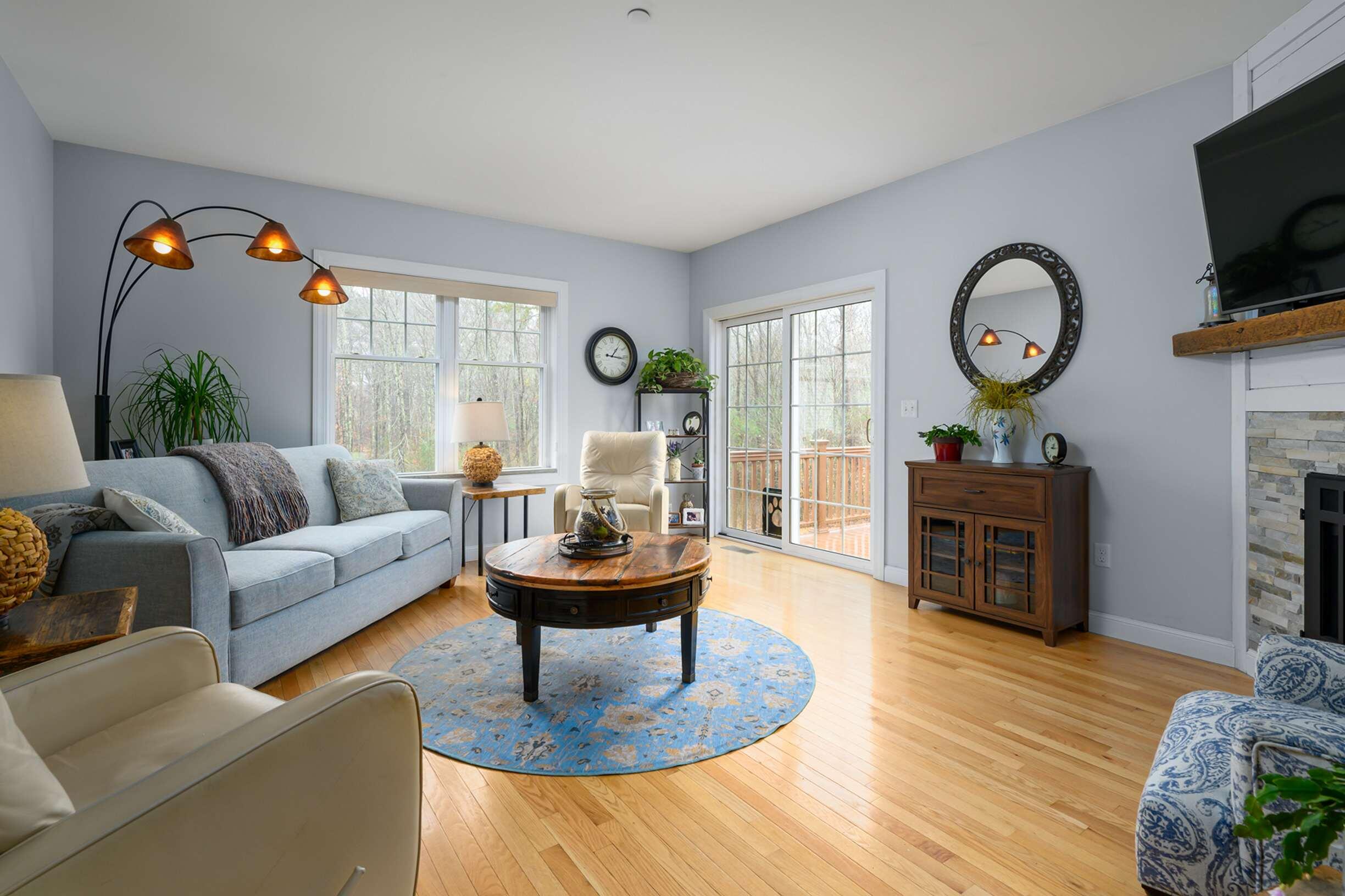 8 Edendale Lane Durham, NH 03824 - Photo 11 of 29 11-Living