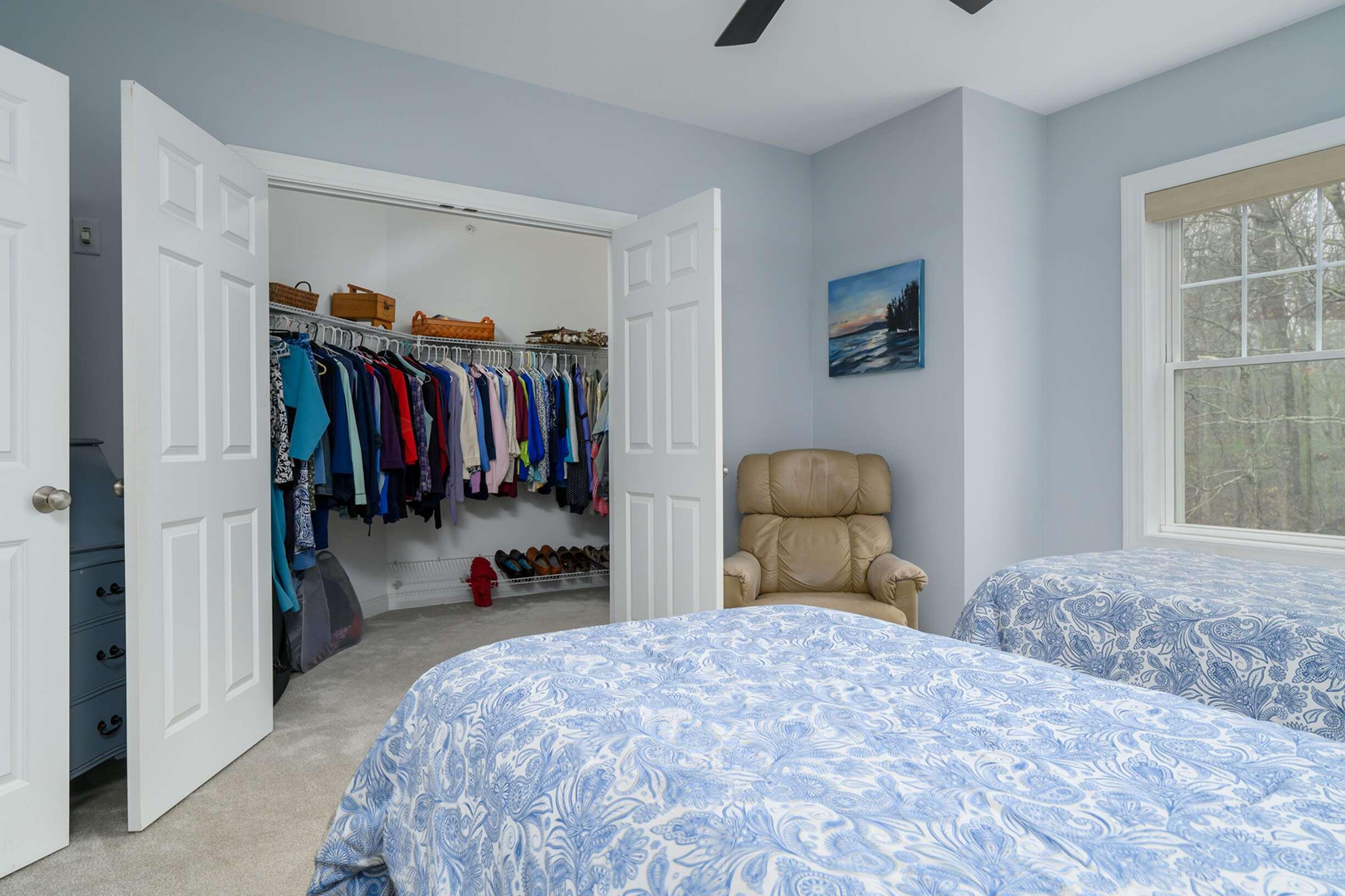 8 Edendale Lane Durham, NH 03824 - Photo 17 of 29 16-PrimaryWalkIn