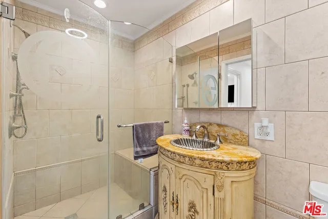 $599,000 | 8806 1/2 Wyngate Street, Sunland, CA 91040