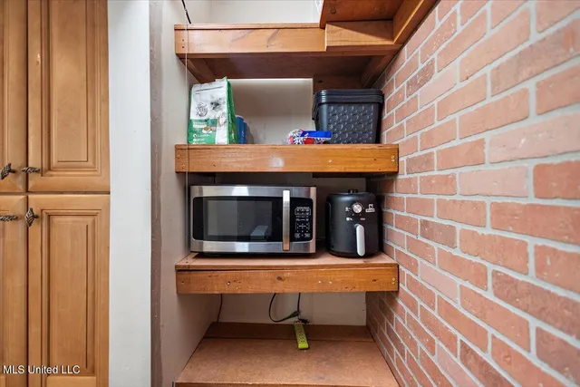 $265,000 | 101 Chestnut Drive, Clinton, MS 39056