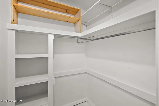 $265,000 | 101 Chestnut Drive, Clinton, MS 39056