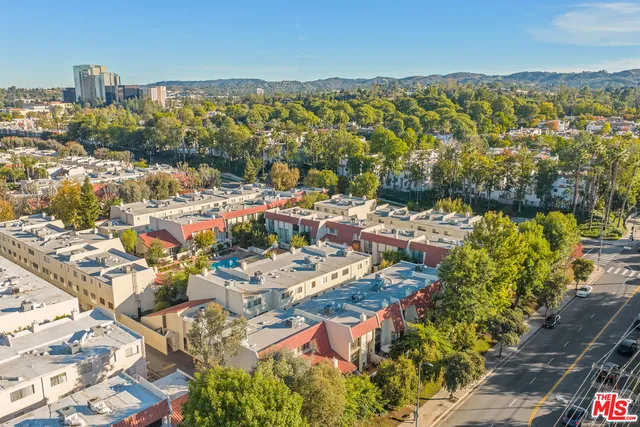 $750,000 | 6211 Nita Avenue, Woodland Hills, CA 91367