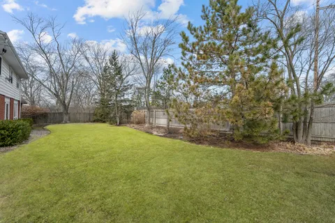 $899,000 | 367 Charal Lane, Highland Park, IL 60035
