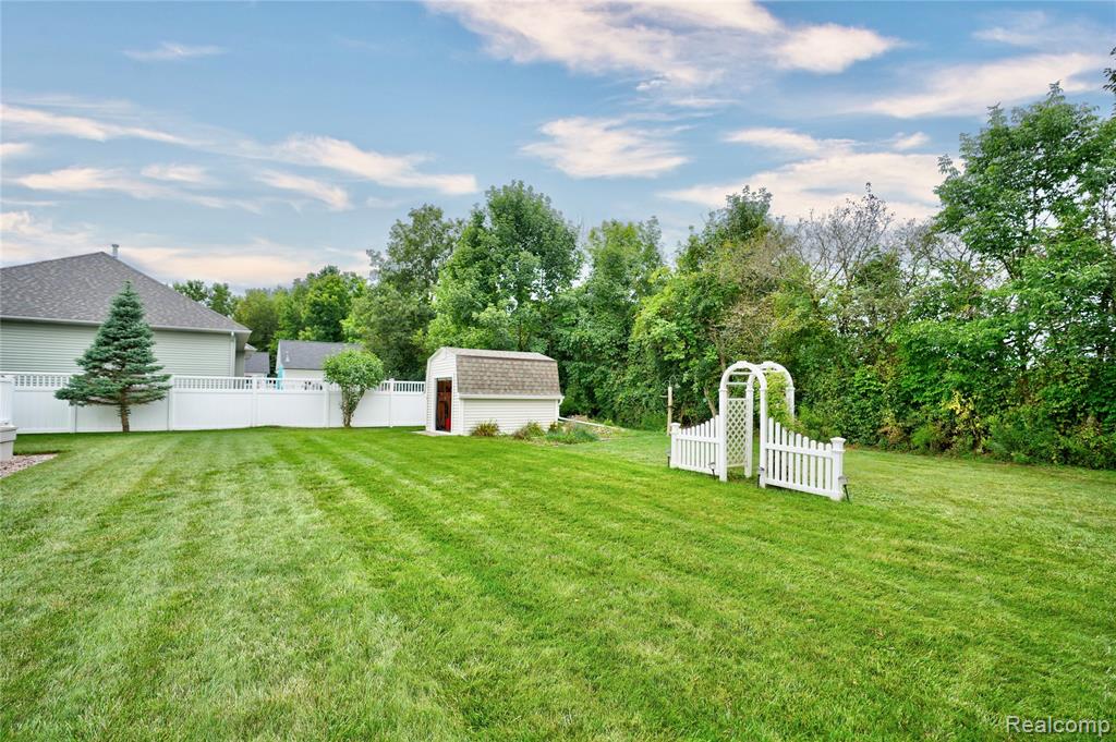 3399 North Gale Road Davison, MI 48423 - Photo 56 of 63