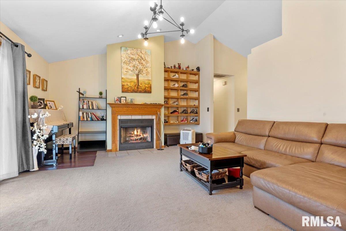 2406 Harrier Road Springfield, IL 62711 - Photo 7 of 27