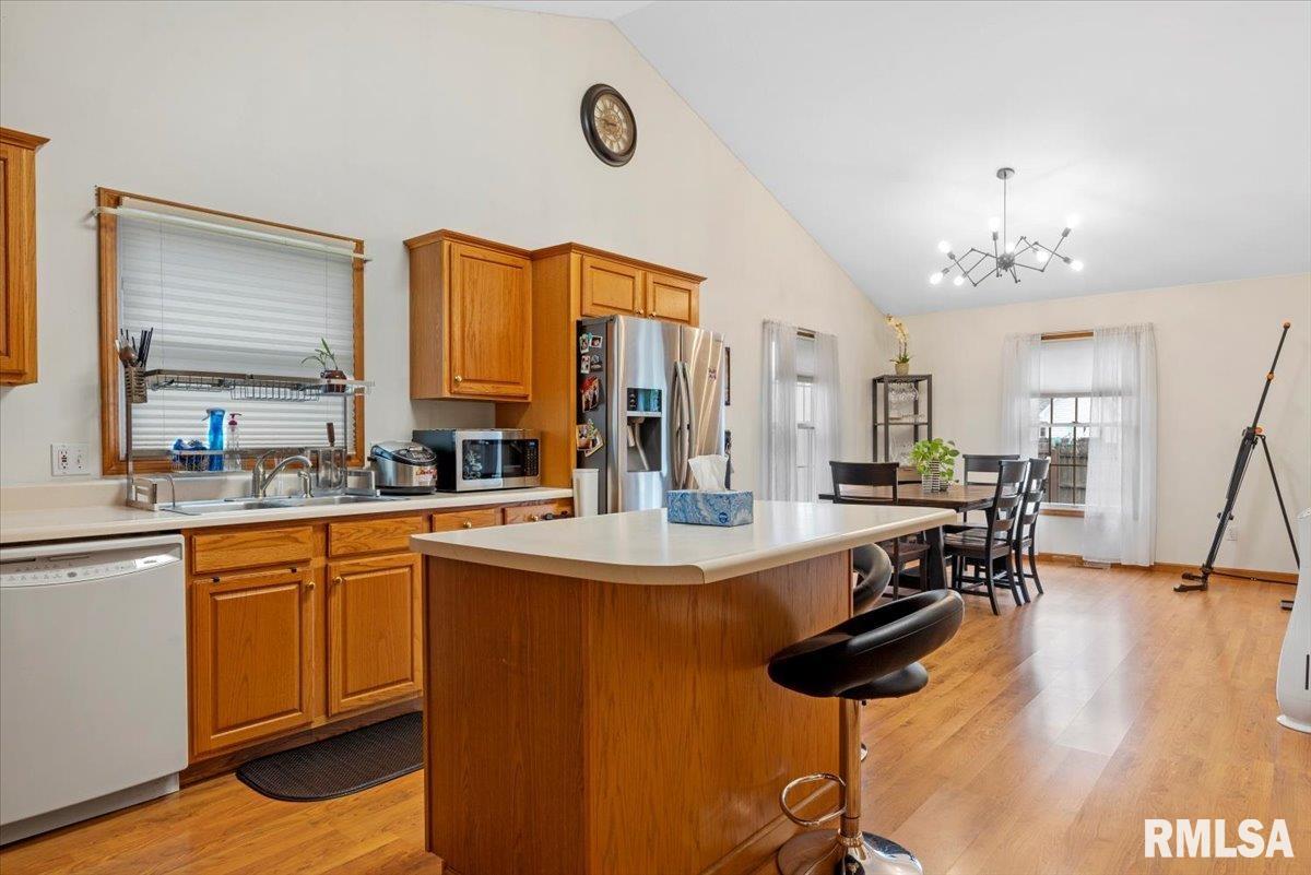 2406 Harrier Road Springfield, IL 62711 - Photo 9 of 27