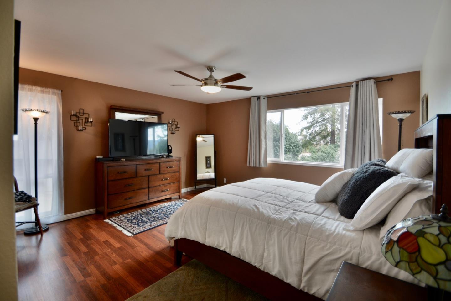 2298 Almaden Road, Unit A San Jose, CA 95125 - Photo 27 of 43 a bedroom with a bed and a flat screen television