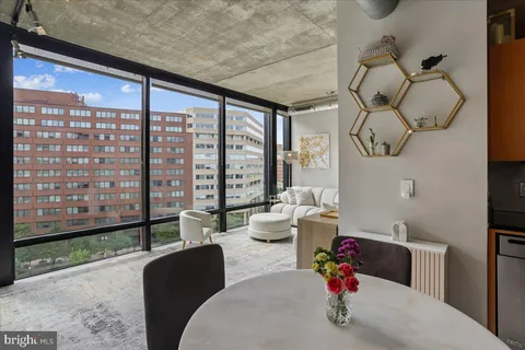 $459,000 | 1133 14th Street Northwest, Unit 806, Washington, DC 20005